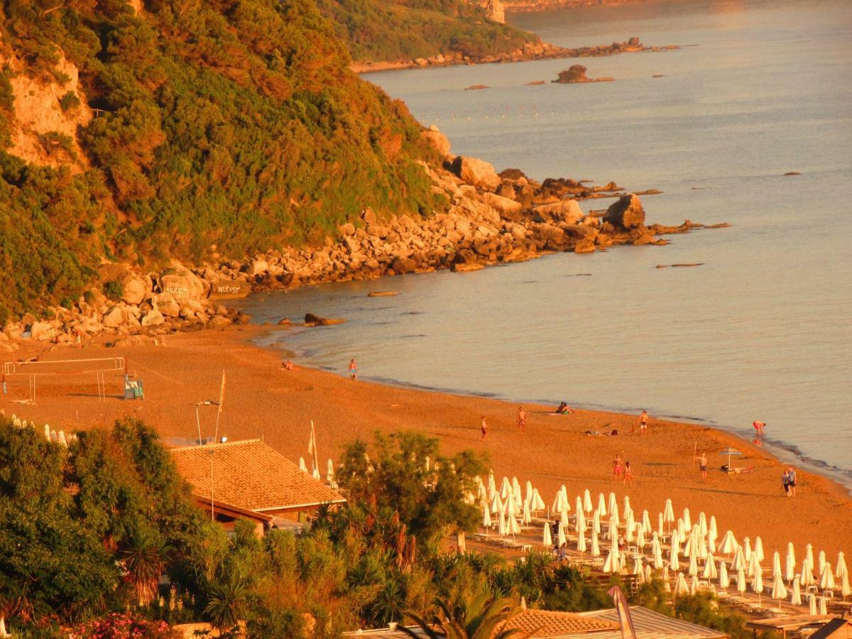Kallopsia - Glifada Beach Menigos Resort By New Era Exterior foto